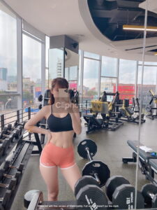 Bộ sưu tập hình  Nude của hotgirl Hằng Nguyễn