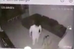 HOT BÁC SĨ | Lộ clip bác sĩ khoa sản nhi Nghệ An bạo dâm