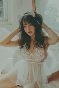 Clip 18+ nét như Sony của Linh Lê và chồng
